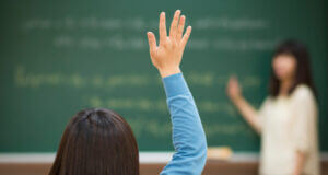 Sınıf Öğretmeni Nasıl Olunur? Öğretmen Olmak İçin Ne Gerekir? Sınıf Öğretmeni Nasıl Olunur? Öğretmen Olmak İçin Ne Gerekir?