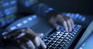 Yazılımcı Olmak İsteyenler Ne Yapmalı? Yazılımcı Olmak İsteyenler Ne Yapmalı?